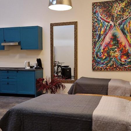 Fabric Apartments 데틴겐안데에름스 외부 사진