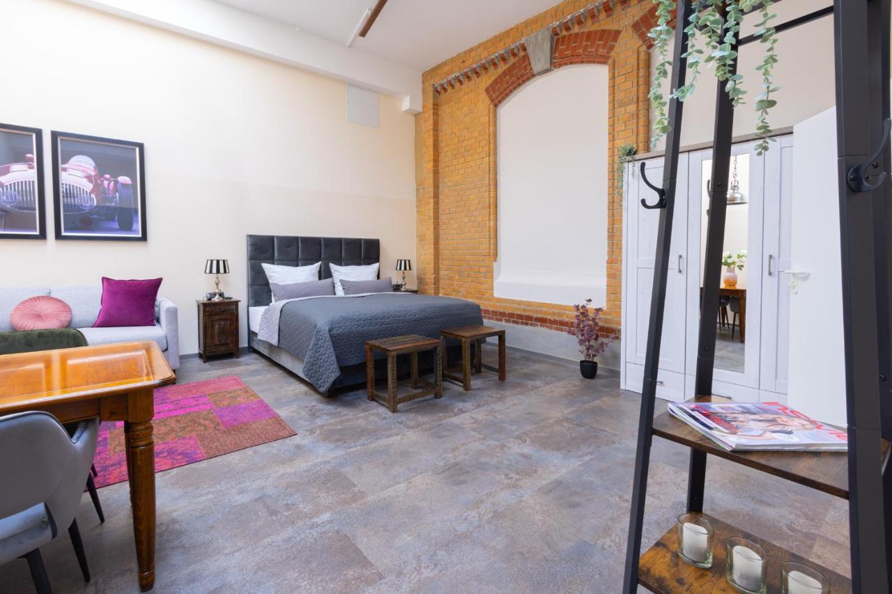 Fabric Apartments 데틴겐안데에름스 외부 사진