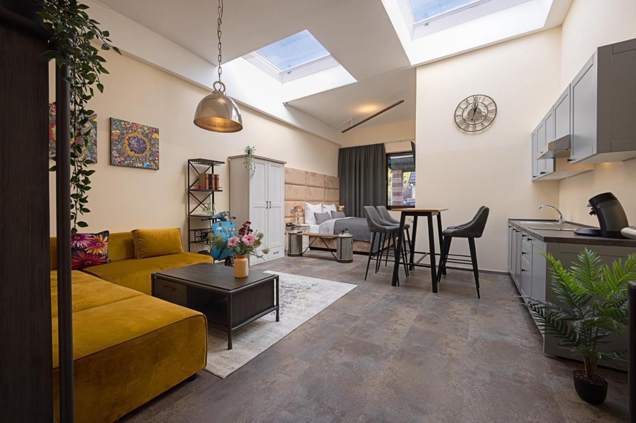 Fabric Apartments 데틴겐안데에름스 외부 사진